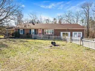 2540 Mayo Lake Rd, Roxboro, NC 27574