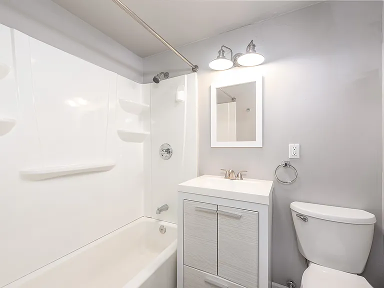 304 Boggs Ave — Photo 8