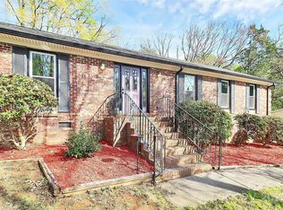 7034 Leaves Ln, Charlotte, NC 28213
