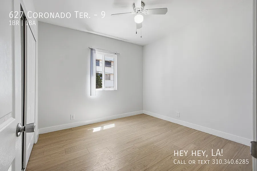 Modern One Bed + One Bath | Silverlake | Parking Available — Photo 3