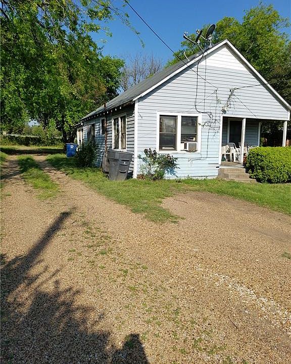 2nd image of 6133 University Hills Blvd