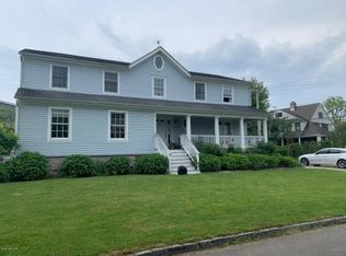 4 E Point Ln, Old Greenwich, CT 06870
