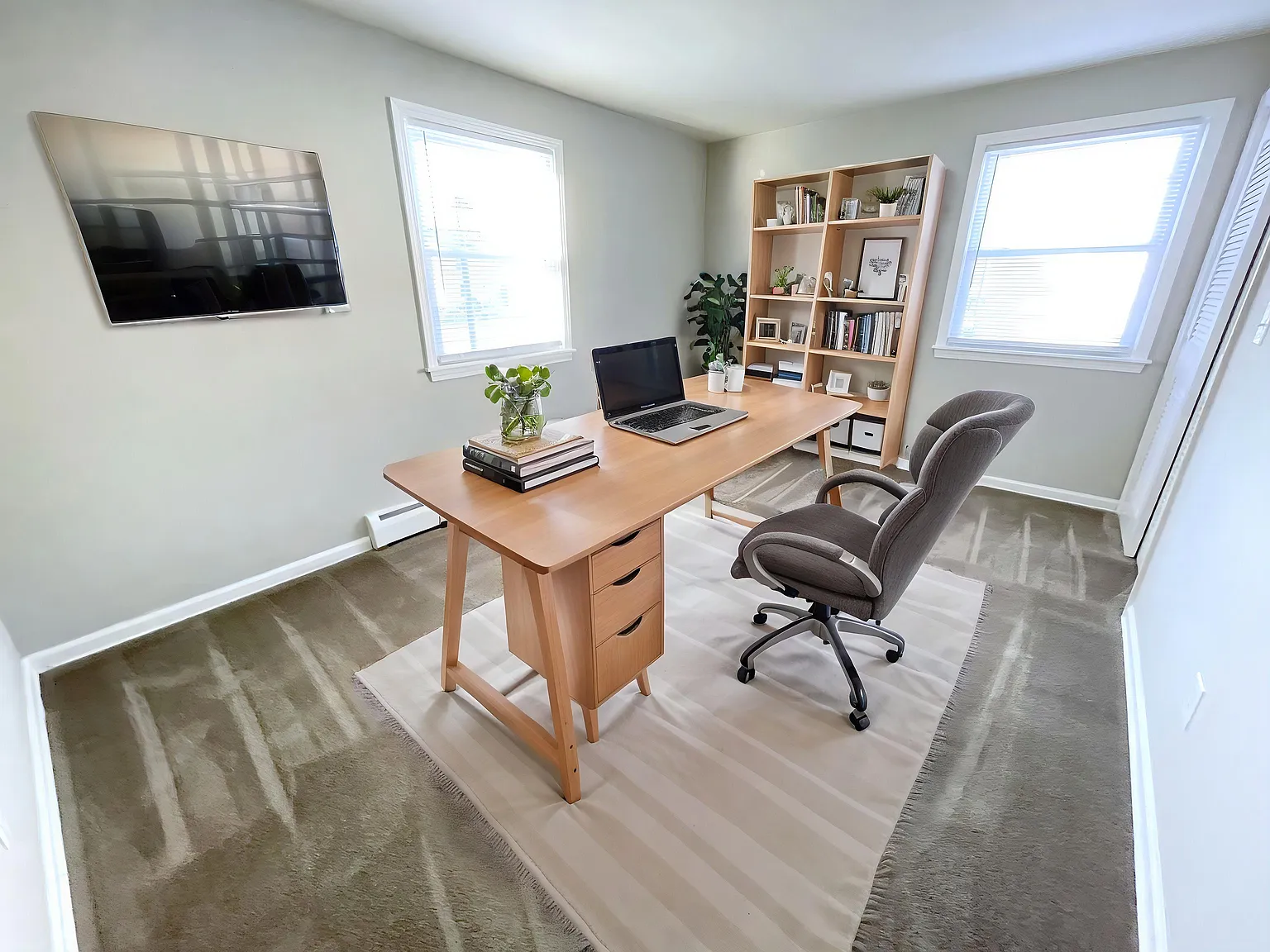 2 bed, 1.5 bath, 1050 sqft, $1,545 — Photo 4