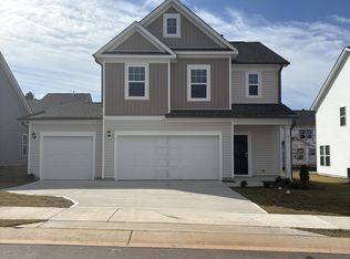 215 Faith Ave, Sanford, NC 27330