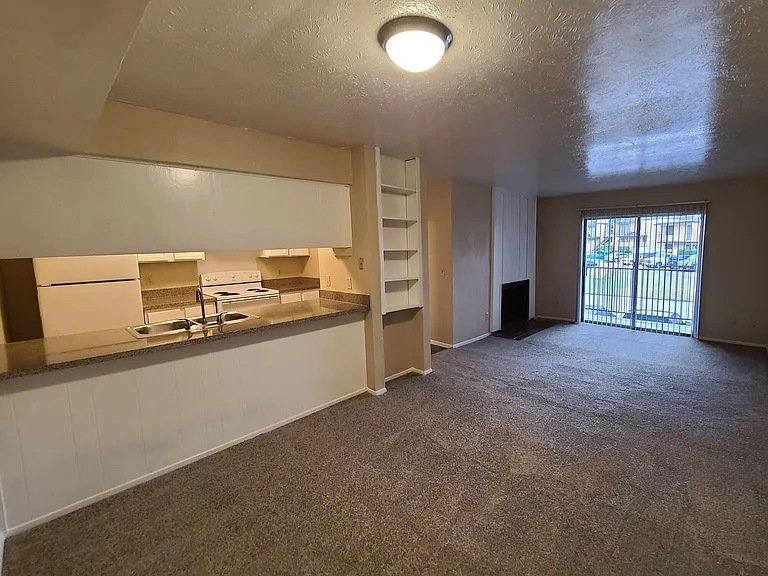 2712 Indian Creek Dr — Photo 12