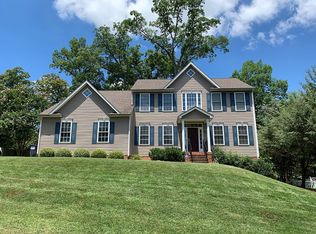 11004 Park Ridge Rd, Fredericksburg, VA 22408