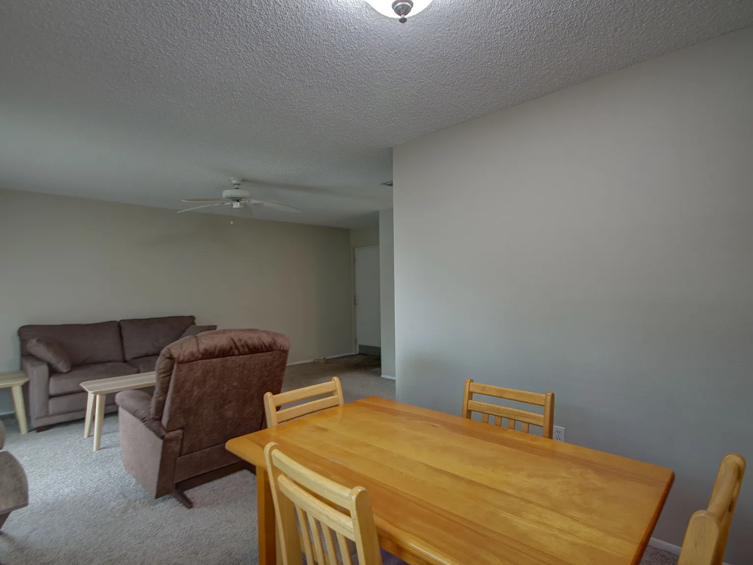 1 bed, 630 sqft, $1,400 — Photo 4