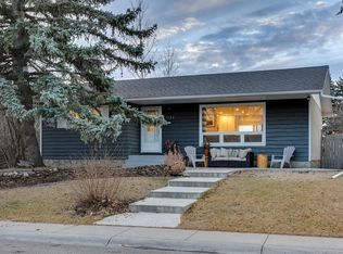 1324 E Lake Sylvan Dr SE, Calgary, AB T2J 3C8