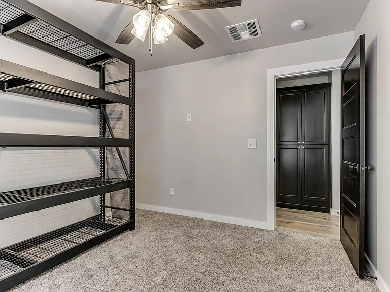 7404 NW 159th Ter — Photo 44