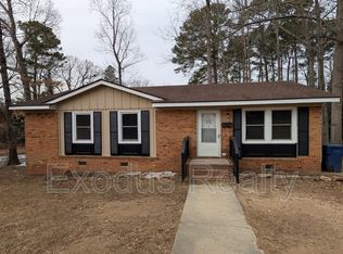 401 Hickory Ave, Sanford, NC 27330