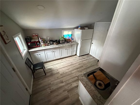 5th image of 18 Langham St