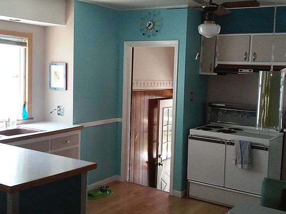 3rd image of 3747 Horton Ave SE