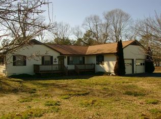 347 Harbor Dr, Reedville, VA 22539