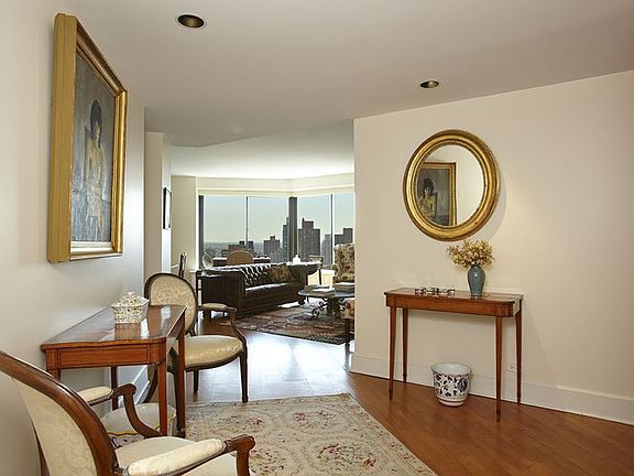4th image of 40 E 94th St APT 30G