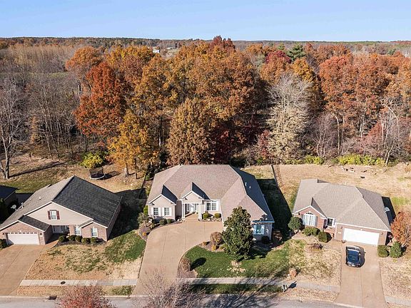 2nd image of 329 Persimmon Cir