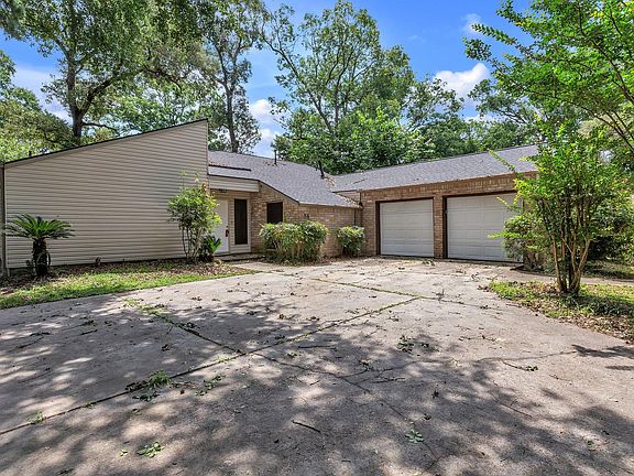 2nd image of 58 Artesian Oaks Dr