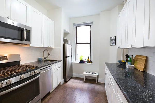 Rented by Halstead Real Estate | media 30