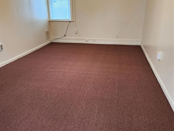 4th image of 11 West St #2
