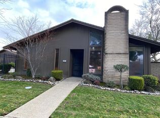 2445 W Elm St, Lodi, CA 95242