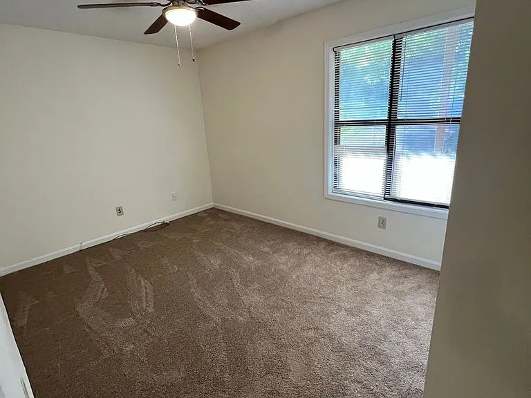 2633 Dorian Drive — Photo 10