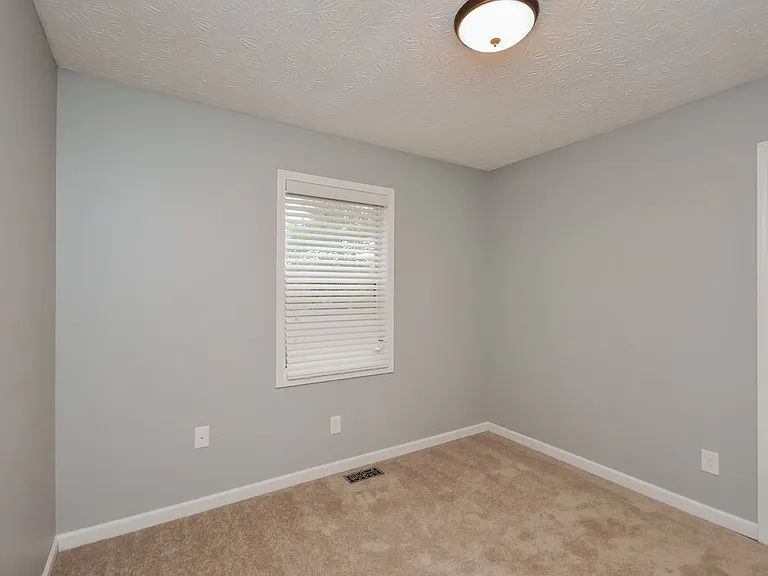 2093 Phillips Rd — Photo 15