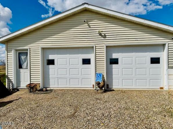 5814 133rd Ave NW, Williston, ND 58801