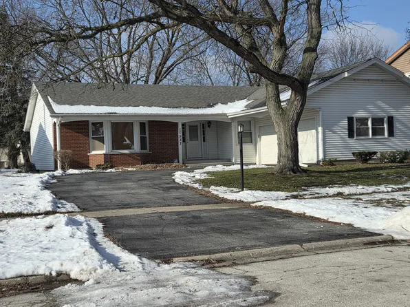 17532 Mulberry St, Country Club Hills, IL 60478
