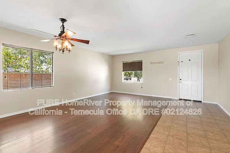 4 bed, 2.5 bath, 2469 sqft, $3,395 — Photo 4