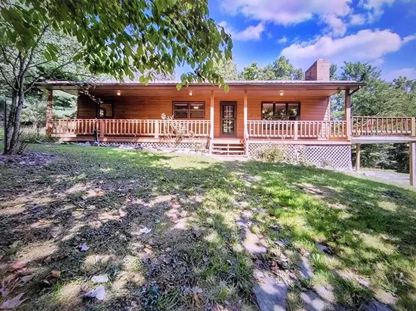 1979 Back Valley Rd, Lindside, WV 24951