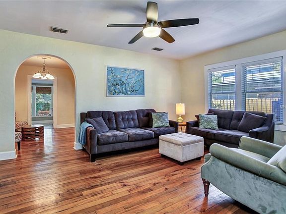 4th image of 3304 W Barcelona St