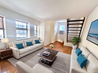 2015 Walnut St APT 307, Philadelphia, PA 19103