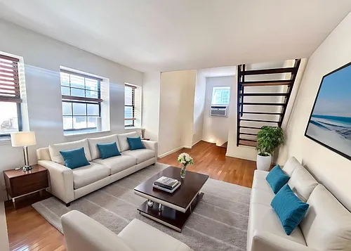 2015 Walnut St #307 Photo 1