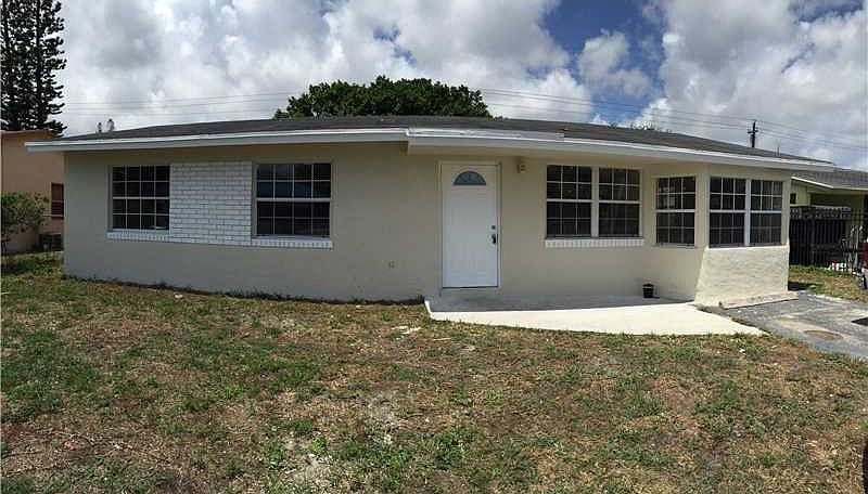 1st image of 501 NW 7th Ter