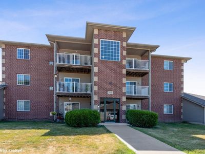 701 SE Dovetail Rd APT 9, Grimes, IA, 50111