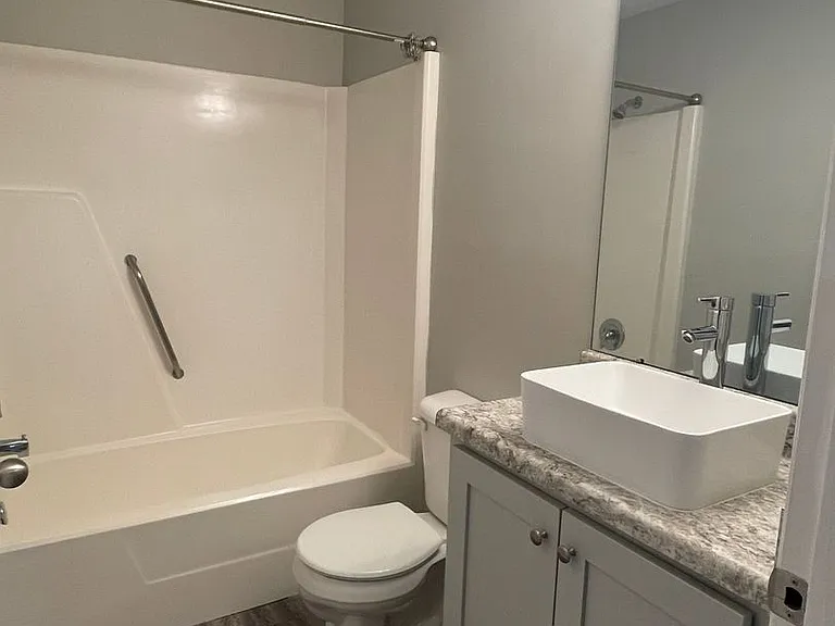 2 Peach Ct — Photo 13