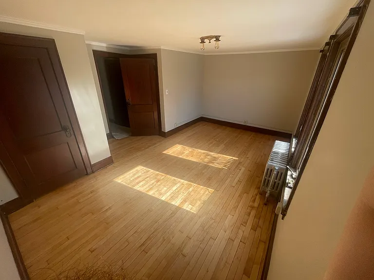 2924 Emerson Ave N #2 — Photo 8