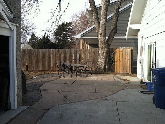 4th image of 3027 Sewell St
