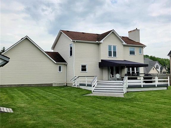 3rd image of 5506 Shadybrook Dr
