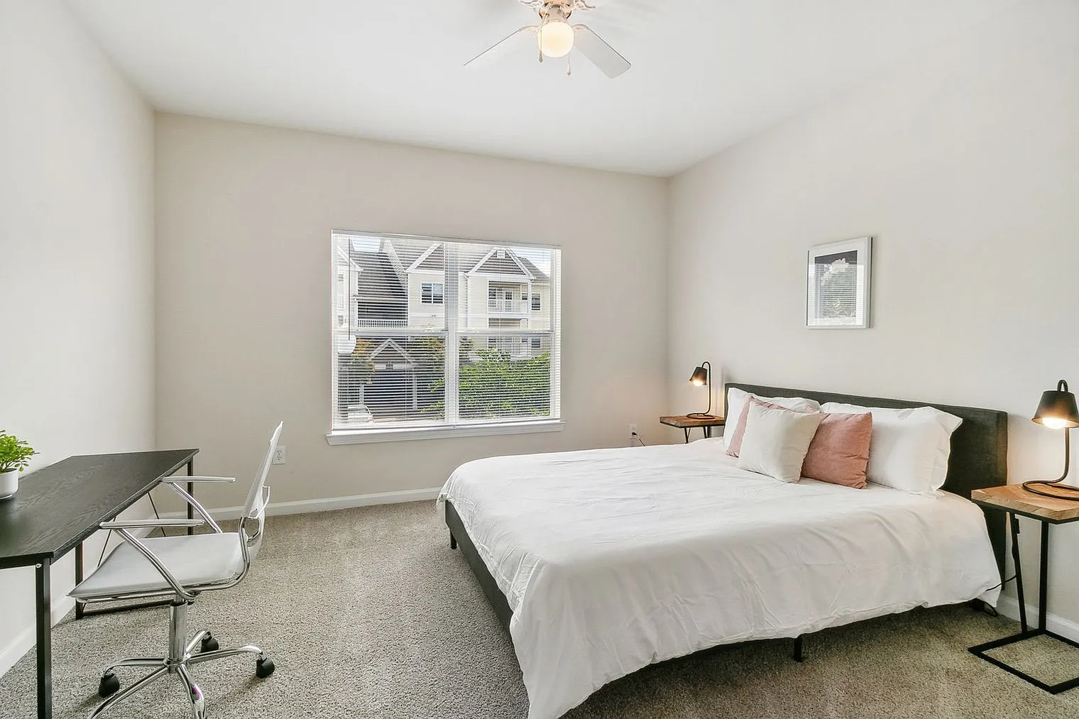 1 bed, 1.0 bath, 753 sqft, $2,805 — Photo 4
