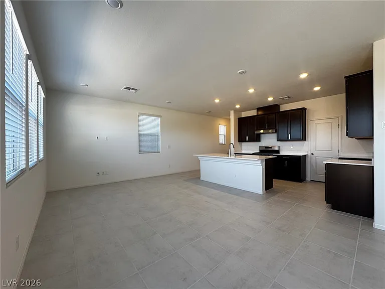 9250 Innot Ave — Photo 4