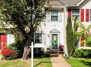 9824 Dominion Forest Cir, Fredericksburg, VA 22408