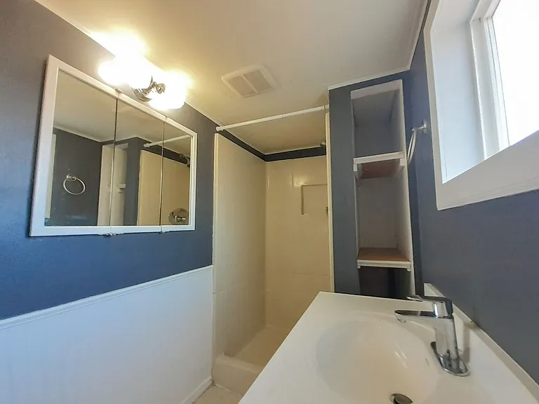 5019 N Whitman St — Photo 12