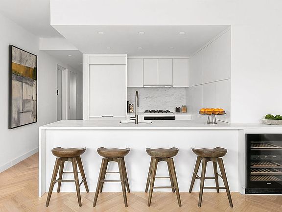 5th image of 378 Broome St #4
