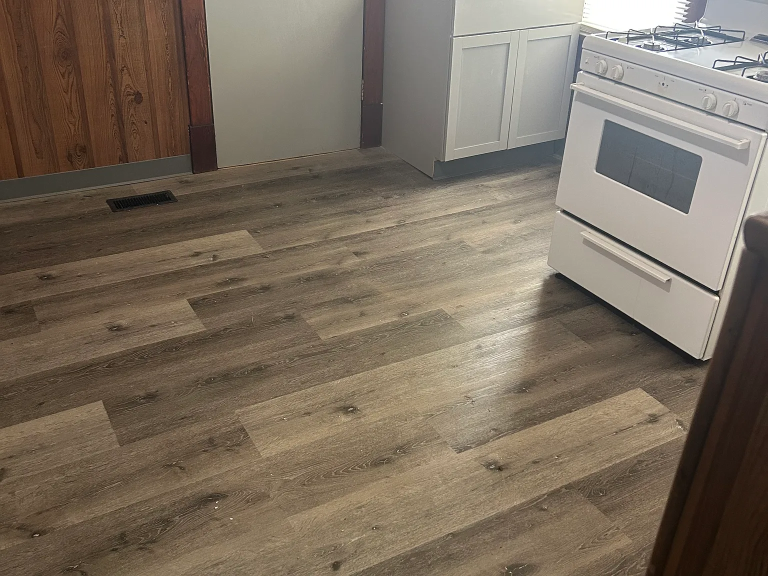 2 bed, 868 sqft, $975 — Photo 3