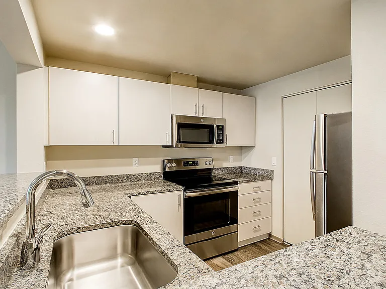 Evergreen Heights — Photo 14
