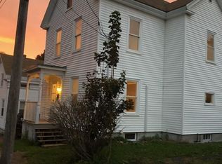 23 Bath St, Bath, ME 04530