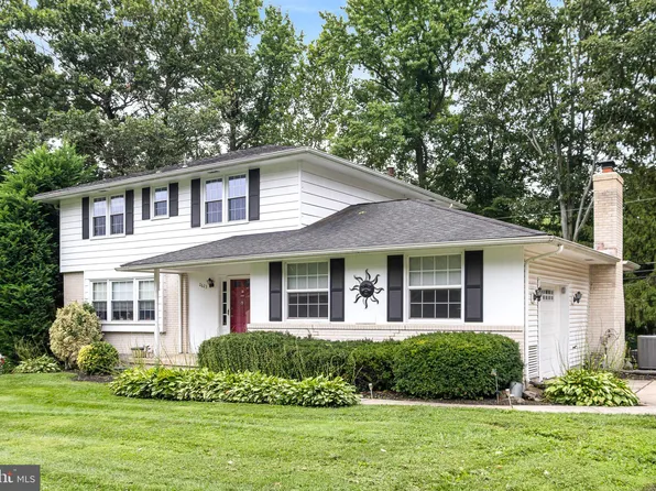 2623 Majestic Dr, Wilmington, DE 19810