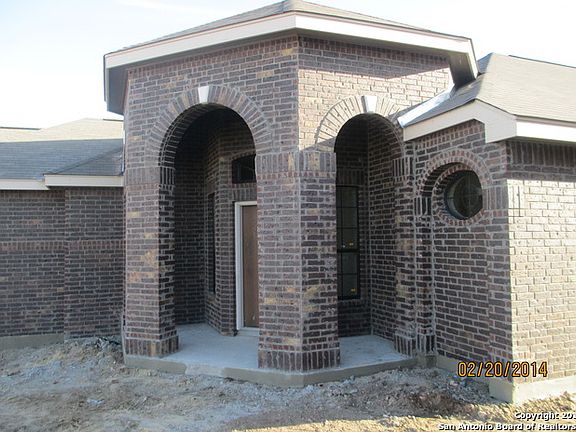 2nd image of 3907 Grissom woods