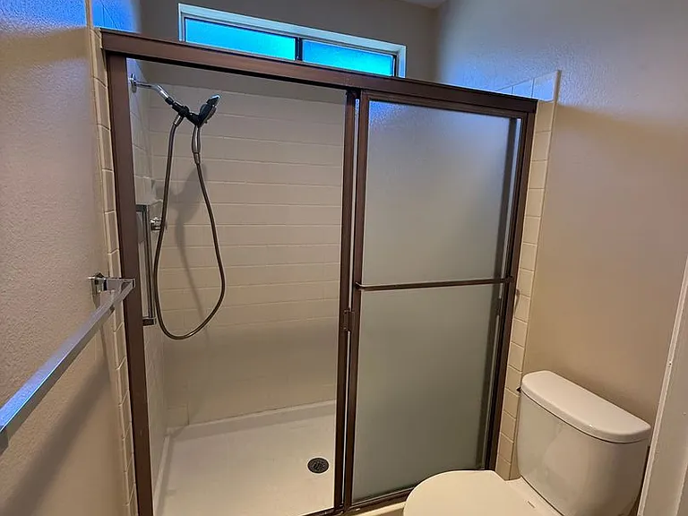 17105 Village 17 — Photo 15