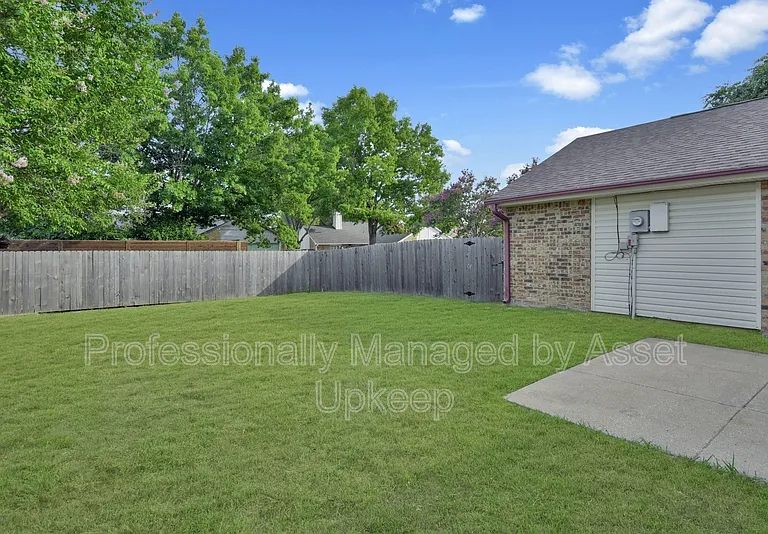 1306 Clearview Dr — Photo 25